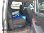 ✅ 2014 Chevrolet Suburban LS • VIN: 1GNSCHE06ER231731 • Lot: 43303711. Wystawiony na IAAI z przebiegiem 209 033 mil. Bezpłatny archiwum sprzedaży aukcyjnych z USA i szczegółowy raport historii pojazdu na DreamBid. Zdjęcie 8.