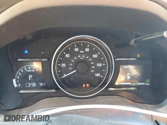 ✅ 2019 Honda HR-V EX • VIN: 3CZRU6H52KM720876 • Lot: 84963045. Wystawiony na Copart z przebiegiem 69 691 mil. Bezpłatny archiwum sprzedaży aukcyjnych z USA i szczegółowy raport historii pojazdu na DreamBid. Zdjęcie 9.