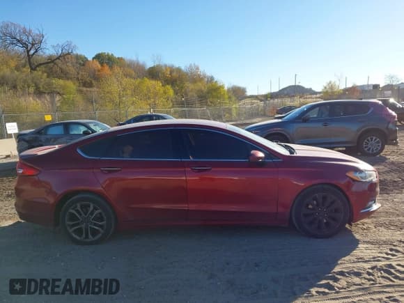 ✅ 2017 Ford Fusion SE • VIN: 3FA6P0HD0HR308932 • Lot: 43607768. Listed on IAAI with 168,262 mi. Free auction sales archive from the USA and detailed vehicle history report at DreamBid. Image 13.