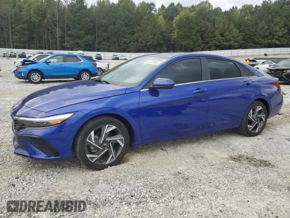 ✅ 2025 Hyundai Elantra SEL Convenience • VIN: KMHLS4DG9SU890348 • Lot: 81773765. Listed on Copart with 12,472 mi. Free auction sales archive from the USA and detailed vehicle history report at DreamBid. Image 1.