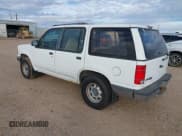 ✅ 1992 Ford Explorer Eddie Bauer • VIN: 1FMDU34X2NUD97785 • Lot: 43842351. Listed on IAAI with 13,858 mi. Free auction sales archive from the USA and detailed vehicle history report at DreamBid. Image 3.