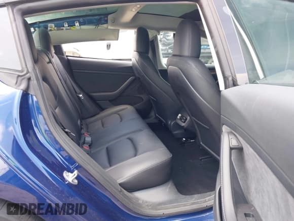 ✅ 2023 Tesla Model 3 Long Range • VIN: 5YJ3E1EB1PF667685 • Lot: 42106399. Wystawiony na IAAI z przebiegiem 7 544 mil. Bezpłatny archiwum sprzedaży aukcyjnych z USA i szczegółowy raport historii pojazdu na DreamBid. Zdjęcie 8.