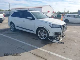 ✅ 2018 Audi Q7 Prestige • VIN: WA1VAAF72JD050366 • Lot: 43291711. Wystawiony na IAAI z przebiegiem 70 843 mil. Bezpłatny archiwum sprzedaży aukcyjnych z USA i szczegółowy raport historii pojazdu na DreamBid. Zdjęcie 1.