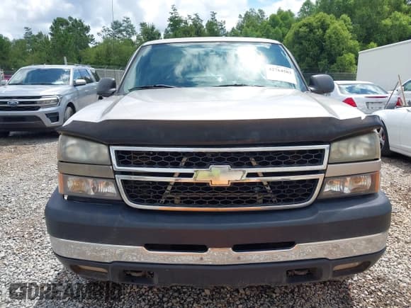 ✅ 2006 Chevrolet Silverado 2500HD LT3 • VIN: 1GCHK23D36F183312 • Лот: 42764583. Опубликован ранее на IAAI с пробегом 233 413 миль. Бесплатный доступ к архиву аукционных продаж из США и подробный отчёт об истории автомобиля на DreamBid. Изображение 6.