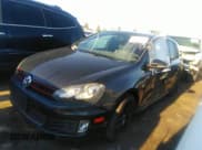 ✅ 2013 Volkswagen Golf GTI • VIN: WVWHD7AJ4DW120667 • Lot: 35382310. Wystawiony na IAAI z przebiegiem 88 611 mil. Bezpłatny archiwum sprzedaży aukcyjnych z USA i szczegółowy raport historii pojazdu na DreamBid. Zdjęcie 2.