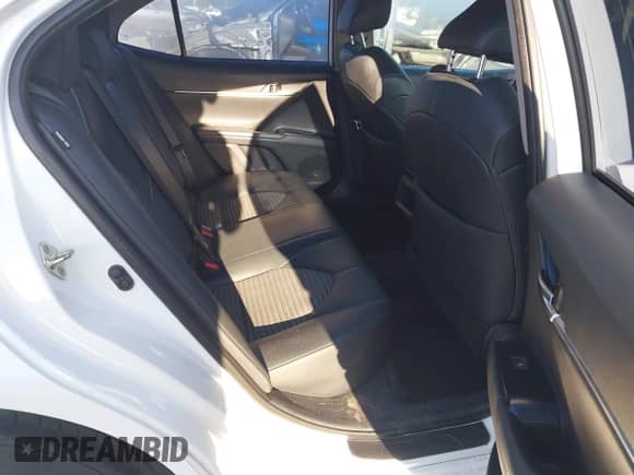 2019 Toyota Camry LE with VIN 4T1B11HKXKU794532, listed as a IAAI auction lot 43224157 with 80,828 mi miles and . Bid and sale history available at DreamBid. Image 8.