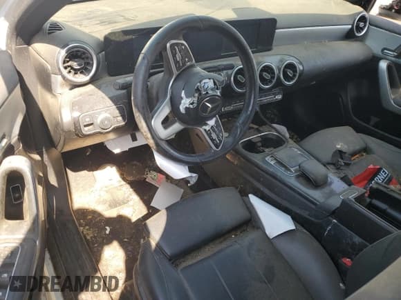 ✅ 2020 Mercedes-Benz A 220 • VIN: W1K3G4EB6LW043095 • Лот: 61063645. Опубликован ранее на Copart с пробегом 75 576 миль. Бесплатный доступ к архиву аукционных продаж из США и подробный отчёт об истории автомобиля на DreamBid. Изображение 8.