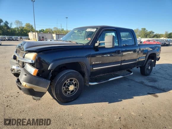 ✅ 2004 Chevrolet Silverado 2500HD LS • VIN: 1GCHK23U84F165451 • Lot: 81748515. Listed on Copart with 341,022 mi. Free auction sales archive from the USA and detailed vehicle history report at DreamBid. Image 1.