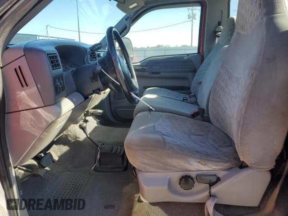 ✅ 2000 Ford F-250 XL • VIN: 1FTNF21F3YEB90135 • Lot: 83629824. Listed on Copart with 224,902 mi. Free auction sales archive from the USA and detailed vehicle history report at DreamBid. Image 7.