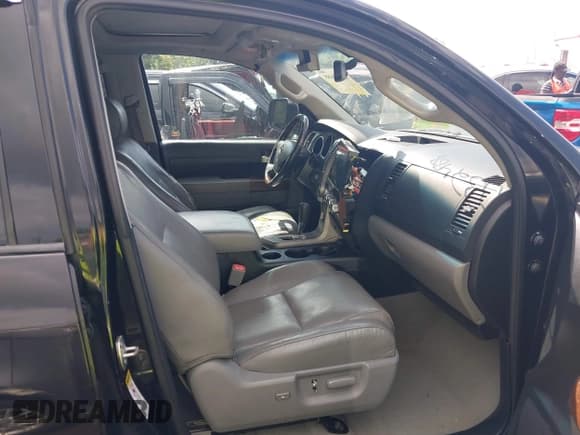 ✅ 2011 Toyota Tundra Limited • VIN: 5TFFY5F19BX107106 • Лот: 42732488. Опубликован ранее на IAAI с пробегом 101 827 миль. Бесплатный доступ к архиву аукционных продаж из США и подробный отчёт об истории автомобиля на DreamBid. Изображение 5.