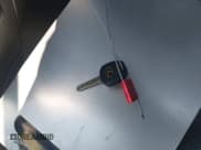 ✅ 2000 Lexus RX 300 • VIN: JT6GF10U9Y0063476 • Lot: 43133923. Wystawiony na IAAI z przebiegiem 300 222 mil. Bezpłatny archiwum sprzedaży aukcyjnych z USA i szczegółowy raport historii pojazdu na DreamBid. Zdjęcie 11.