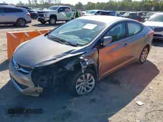 2013 Hyundai Elantra GLS с VIN 5NPDH4AE1DH179721, выставлен на аукционе IAAI как лот 43446527 с пробегом 151 120 миль миль и . История ставок и продаж доступна на DreamBid. Изображение 2.