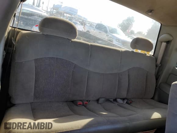 ✅ 2000 Chevrolet Silverado 1500 • VIN: 2GCEC19W5Y1118815 • Lot: 92752755. Listed on Copart with 190,113 mi. Free auction sales archive from the USA and detailed vehicle history report at DreamBid. Image 10.