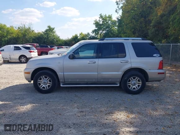 ✅ 2005 Mercury Mountaineer Convenience • VIN: 4M2DU86W45ZJ25807 • Lot: 43223152. Listed on IAAI with 228,047 mi. Free auction sales archive from the USA and detailed vehicle history report at DreamBid. Image 14.