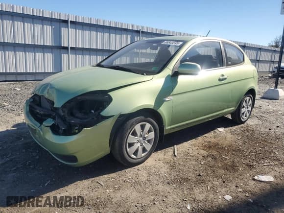 ✅ 2010 Hyundai Accent GS • VIN: KMHCM3AC2AU161273 • Лот: 86643595. Опубликован ранее на Copart с пробегом 8 153 миль. Бесплатный доступ к архиву аукционных продаж из США и подробный отчёт об истории автомобиля на DreamBid. Изображение 1.