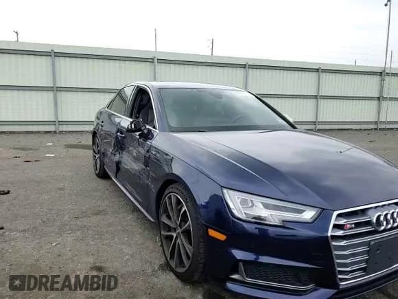 ✅ 2018 Audi S4 Premium Plus • VIN: WAUB4AF44JA002954 • Лот: 57782103. Опубликован ранее на Copart с пробегом 82 823 миль. Бесплатный доступ к архиву аукционных продаж из США и подробный отчёт об истории автомобиля на DreamBid. Изображение 11.