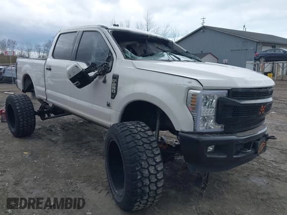✅ 2019 Ford F-250 XL • VIN: 1FT7W2B64KEC87892 • Lot: 42007626. Listed on IAAI with 53,204 mi. Free auction sales archive from the USA and detailed vehicle history report at DreamBid. Image 1.