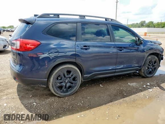 ✅ 2023 Subaru Ascent Onyx Limited • VIN: 4S4WMAKDXP3443118 • Лот: 71249615. Опубликован ранее на Copart с пробегом 47 931 миль. Бесплатный доступ к архиву аукционных продаж из США и подробный отчёт об истории автомобиля на DreamBid. Изображение 3.