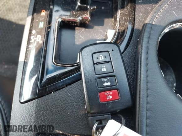 ✅ 2015 Toyota Avalon XLE Touring • VIN: 4T1BD1EB5FU043064 • Lot: 42457926. Wystawiony na IAAI z przebiegiem 177 761 mil. Bezpłatny archiwum sprzedaży aukcyjnych z USA i szczegółowy raport historii pojazdu na DreamBid. Zdjęcie 11.