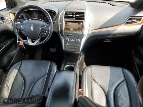 ✅ 2018 Lincoln MKC Reserve • VIN: 5LMTJ3DH6JUL00558 • Lot: 70402484. Listed on Copart with 72,608 mi. Free auction sales archive from the USA and detailed vehicle history report at DreamBid. Image 8.