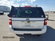 ✅ 2015 Ford Expedition Limited • VIN: 1FMJU1KT1FEF42009 • Lot: 71255685. Wystawiony na Copart z przebiegiem Nie podano. Bezpłatny archiwum sprzedaży aukcyjnych z USA i szczegółowy raport historii pojazdu na DreamBid. Zdjęcie 6.