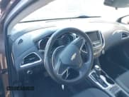 ✅ 2019 Chevrolet Cruze LS • VIN: 1G1BC5SMXK7126656 • Lot: 43546090. Listed on IAAI with 87,531 mi. Free auction sales archive from the USA and detailed vehicle history report at DreamBid. Image 20.