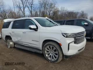 ✅ 2021 Chevrolet Suburban Premier • VIN: 1GNSKFKD5MR319862 • Lot: 81325774. Wystawiony na Copart z przebiegiem 77 831 mil. Bezpłatny archiwum sprzedaży aukcyjnych z USA i szczegółowy raport historii pojazdu na DreamBid. Zdjęcie 4.