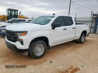 ✅ 2023 Chevrolet Silverado 1500 Work Truck • VIN: 1GCRDAED7PZ117674 • Lot: 71287895. Wystawiony na Copart z przebiegiem 31 957 mil. Bezpłatny archiwum sprzedaży aukcyjnych z USA i szczegółowy raport historii pojazdu na DreamBid. Zdjęcie 1.