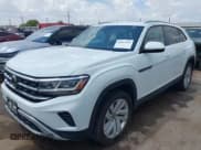 ✅ 2022 Volkswagen Atlas SE • VIN: 1V2JE2CA9NC230565 • Lot: 43012392. Wystawiony na IAAI z przebiegiem 52 649 mil. Bezpłatny archiwum sprzedaży aukcyjnych z USA i szczegółowy raport historii pojazdu na DreamBid. Zdjęcie 17.