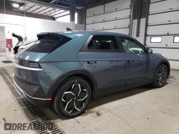 ✅ 2024 Hyundai Ioniq 5 SEL • VIN: KM8KNDDF1RU329047 • Lot: 86601325. Listed on Copart with 8,614 mi. Free auction sales archive from the USA and detailed vehicle history report at DreamBid. Image 3.