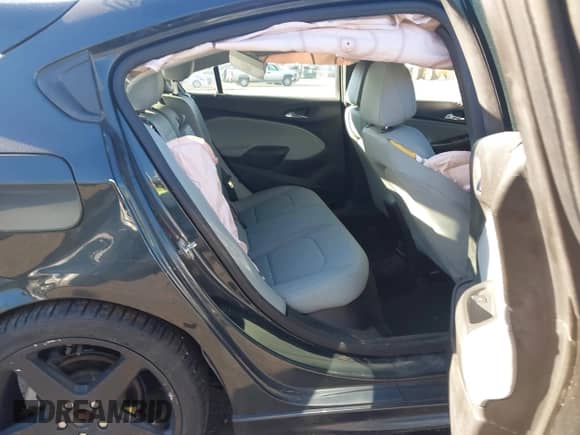 2019 Chevrolet Cruze Diesel z VIN 3G1BH6SE4KS554806, wystawiony jako IAAI lot #43419009 z przebiegiem Nie podano mil oraz . Historia ofert i sprzedaży dostępna na DreamBid. Obrazek 8.