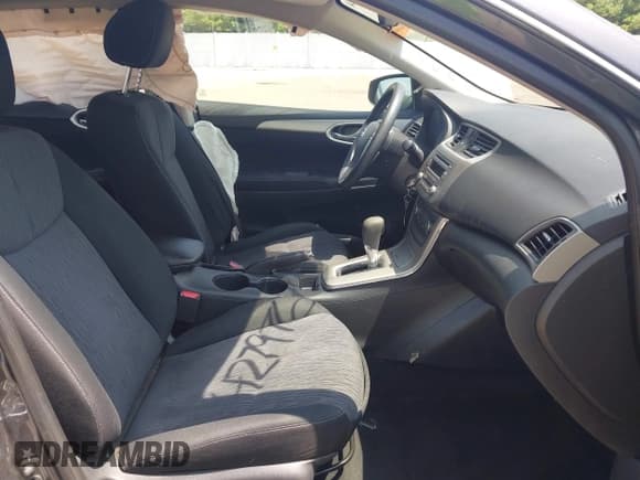 ✅ 2014 Nissan Sentra SL • VIN: 3N1AB7AP5EY331403 • Лот: 42797644. Опубликован ранее на IAAI с пробегом 98 822 миль. Бесплатный доступ к архиву аукционных продаж из США и подробный отчёт об истории автомобиля на DreamBid. Изображение 5.