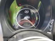 ✅ 2016 FIAT 500e • VIN: 3C3CFFGE1GT221897 • Lot: 65988905. Listed on Copart with 60,354 mi. Free auction sales archive from the USA and detailed vehicle history report at DreamBid. Image 9.