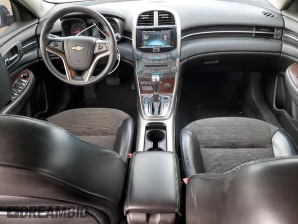 ✅ 2013 Chevrolet Malibu LT • VIN: 1G11C5SA6DF202447 • Lot: 70432274. Wystawiony na Copart z przebiegiem 170 205 mil mil. Skorzystaj z bezpłatnego archiwum sprzedaży aukcyjnych z USA i zobacz szczegółowy raport historii pojazdu na DreamBid. Zdjęcie 8.