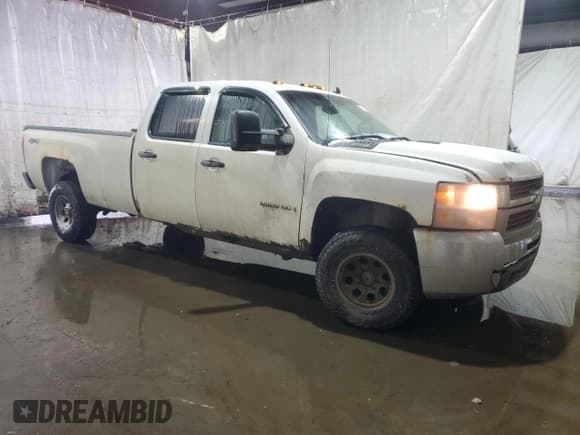 ✅ 2009 Chevrolet Silverado 2500HD Work Truck • VIN: 1GCHK43K99F138423 • Lot: 43836385. Wystawiony na Copart z przebiegiem 218 679 mil. Bezpłatny archiwum sprzedaży aukcyjnych z USA i szczegółowy raport historii pojazdu na DreamBid. Zdjęcie 4.