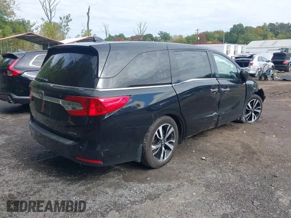 ✅ 2018 Honda Odyssey Elite • VIN: 5FNRL6H94JB026298 • Lot: 43446434. Listed on IAAI with 75,665 mi. Free auction sales archive from the USA and detailed vehicle history report at DreamBid. Image 4.