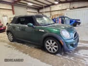 ✅ 2014 MINI Convertible S • VIN: WMWZP3C50ET298564 • Лот: 93532525. Опубликован ранее на Copart с пробегом 120 740 миль. Бесплатный доступ к архиву аукционных продаж из США и подробный отчёт об истории автомобиля на DreamBid. Изображение 4.