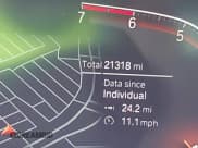 ✅ 2021 BMW 2 Series 228i • VIN: WBA53AK06M7J27782 • Lot: 42457186. Wystawiony na IAAI z przebiegiem 21 318 mil. Bezpłatny archiwum sprzedaży aukcyjnych z USA i szczegółowy raport historii pojazdu na DreamBid. Zdjęcie 15.