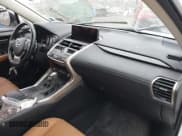 ✅ 2020 Lexus NX 300 • VIN: JTJGARDZ1L5016947 • Lot: 41693715. Wystawiony na IAAI z przebiegiem 45 096 mil. Bezpłatny archiwum sprzedaży aukcyjnych z USA i szczegółowy raport historii pojazdu na DreamBid. Zdjęcie 5.