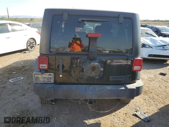 ✅ 2017 Jeep Wrangler Unlimited Rubicon • VIN: 1C4BJWFG7HL647552 • Lot: 75678334. Listed on Copart with 119,011 mi. Free auction sales archive from the USA and detailed vehicle history report at DreamBid. Image 6.