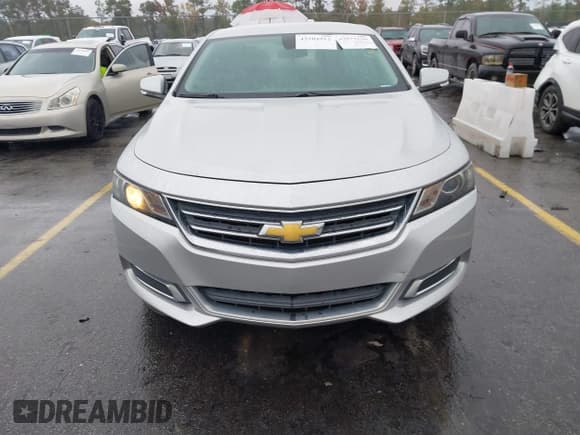 ✅ 2017 Chevrolet Impala LT • VIN: 2G1105S34H9155377 • Лот: 43571980. Опубликован ранее на IAAI с пробегом 172 826 миль. Бесплатный доступ к архиву аукционных продаж из США и подробный отчёт об истории автомобиля на DreamBid. Изображение 6.