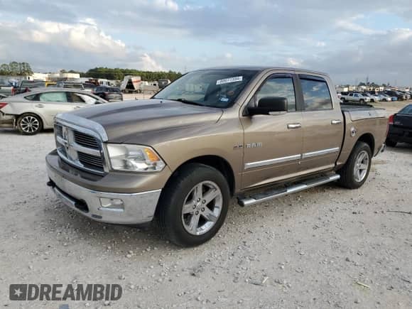 2009 Dodge 1500 SLT с VIN 1D3HB13T39J514805, выставлен на аукционе Copart как лот 80077394 с пробегом 186 697 миль миль и Чистый • Clean title. История ставок и продаж доступна на DreamBid. Изображение 1.