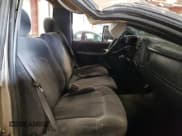 ✅ 2001 Chevrolet Silverado 2500HD LS • VIN: 1GCHK24131E276379 • Lot: 60197055. Wystawiony na Copart z przebiegiem Nie podano. Bezpłatny archiwum sprzedaży aukcyjnych z USA i szczegółowy raport historii pojazdu na DreamBid. Zdjęcie 10.