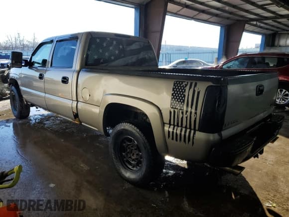 ✅ 2001 GMC Sierra 1500HD SLT • VIN: 1GTGK13U51F151024 • Lot: 41991685. Wystawiony na Copart z przebiegiem 187 734 mil. Bezpłatny archiwum sprzedaży aukcyjnych z USA i szczegółowy raport historii pojazdu na DreamBid. Zdjęcie 2.