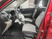 ✅ 2025 Hyundai Venue SEL • VIN: KMHRC8A36SU355784 • Lot: 93182035. Listed on Copart with 22,898 mi. Free auction sales archive from the USA and detailed vehicle history report at DreamBid. Image 7.