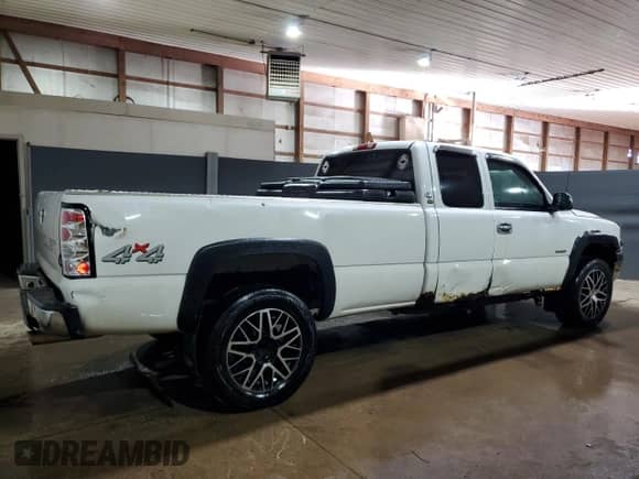 2000 Chevrolet Silverado 1500 LS с VIN 1GCEK19V1YE410387, выставлен на аукционе Copart как лот 85894705 с пробегом 238 126 миль миль и Списание • Salvage title. История ставок и продаж доступна на DreamBid. Изображение 3.