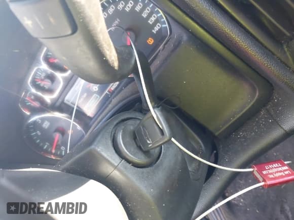 ✅ 2014 Chevrolet Silverado 1500 LT • VIN: 1GCRCREH8EZ130841 • Lot: 42743805. Listed on IAAI with 213,742 mi. Free auction sales archive from the USA and detailed vehicle history report at DreamBid. Image 11.