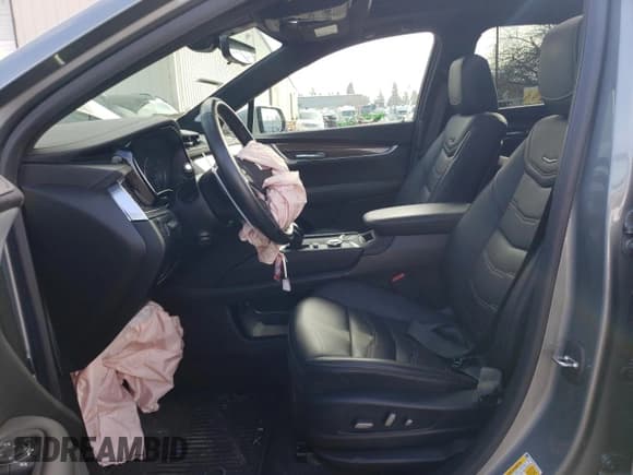 ✅ 2024 Cadillac XT5 AWD Premium Luxury • VIN: 1GYKNFRS2RZ700557 • Лот: 42725245. Опубликован ранее на Copart с пробегом 14 900 миль. Бесплатный доступ к архиву аукционных продаж из США и подробный отчёт об истории автомобиля на DreamBid. Изображение 7.