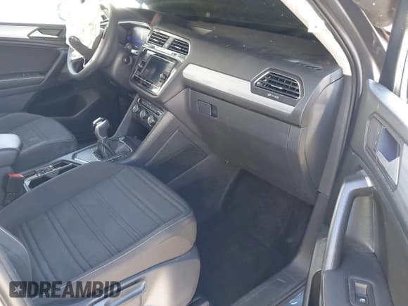 ✅ 2022 Volkswagen Tiguan S • VIN: 3VV1B7AX9NM055507 • Лот: 41383597. Опубликован ранее на IAAI с пробегом 25 546 миль. Бесплатный доступ к архиву аукционных продаж из США и подробный отчёт об истории автомобиля на DreamBid. Изображение 5.