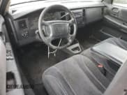 ✅ 2002 Dodge Dakota Sport • VIN: 1B7GL32N12S526242 • Lot: 49845115. Wystawiony na Copart z przebiegiem 163 571 mil. Bezpłatny archiwum sprzedaży aukcyjnych z USA i szczegółowy raport historii pojazdu na DreamBid. Zdjęcie 8.